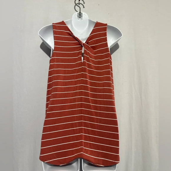 Market & Spruce Alora Twist Back Knit Tank Medium - Picture 3 of 5